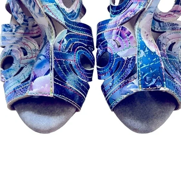 L'ARTISTE Flourisha Gladiator‎ Sandals